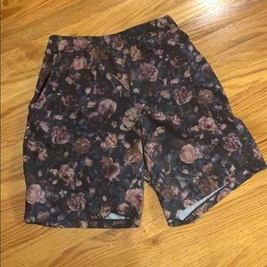 Lululemon 9” Linerleas Pacebreaker Shorts